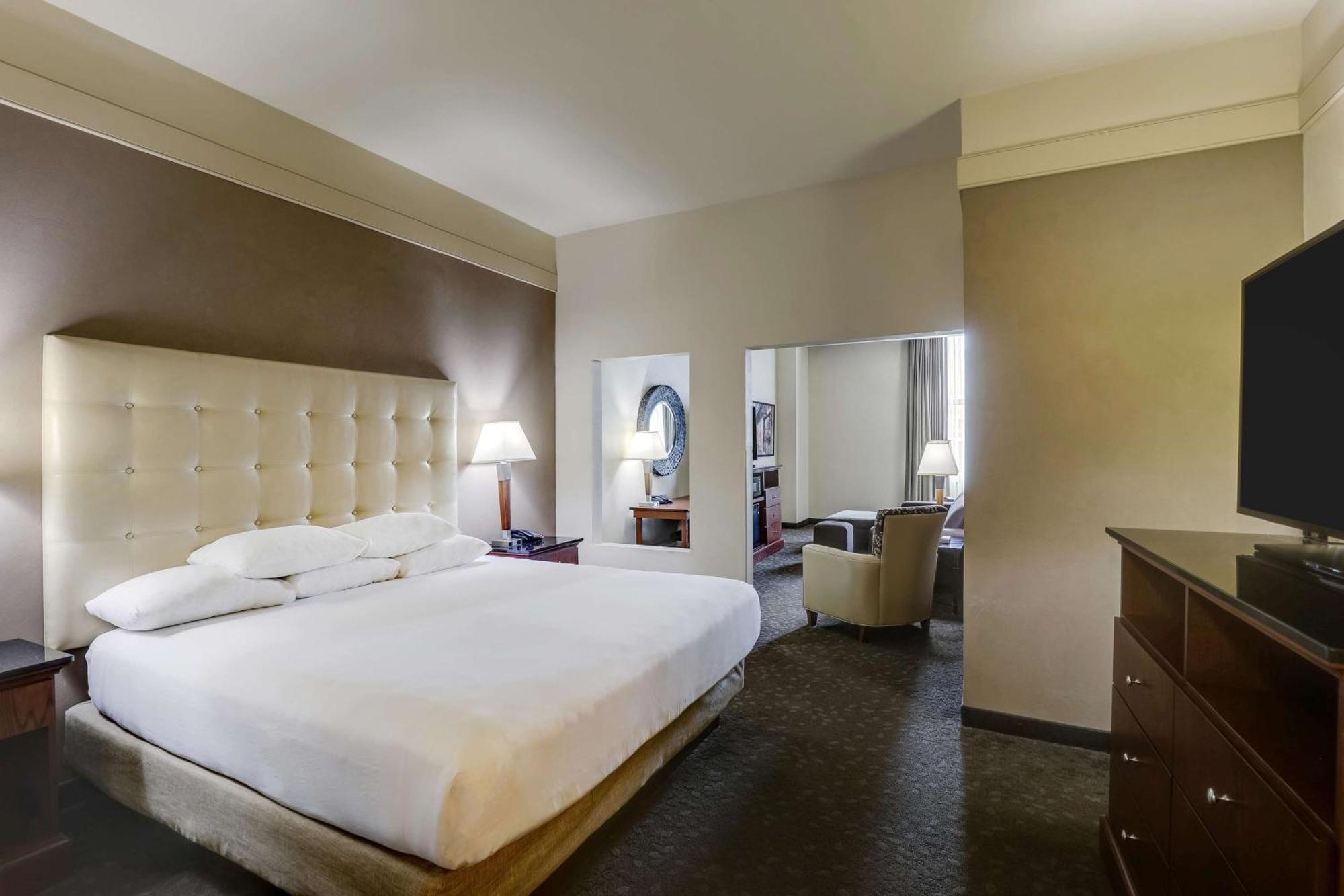 Drury Plaza Hotel New Orleans Exteriör bild
